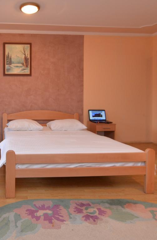 Guest House Vila Bor Novi Sad Rom bilde
