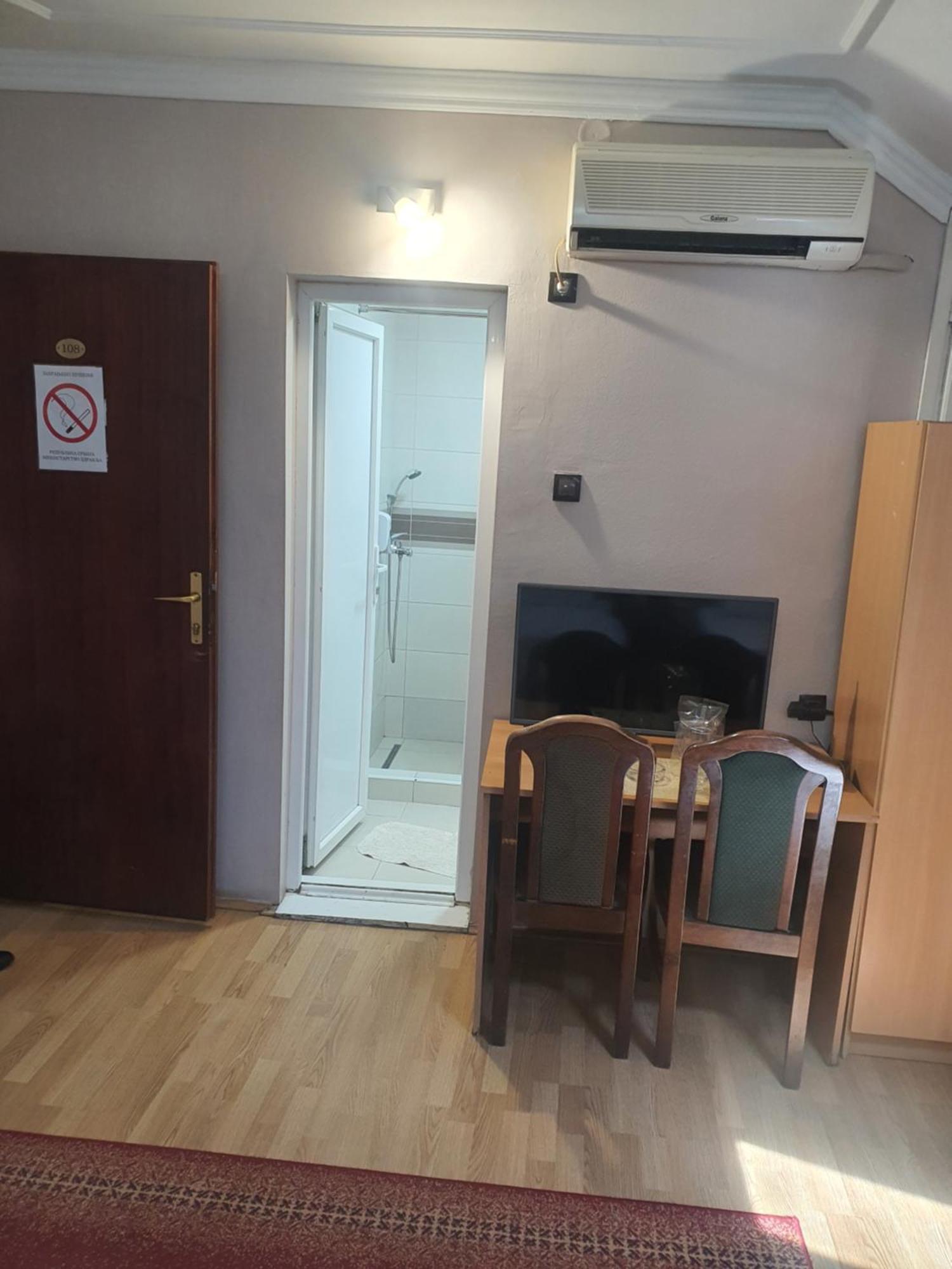 Guest House Vila Bor Novi Sad Eksteriør bilde